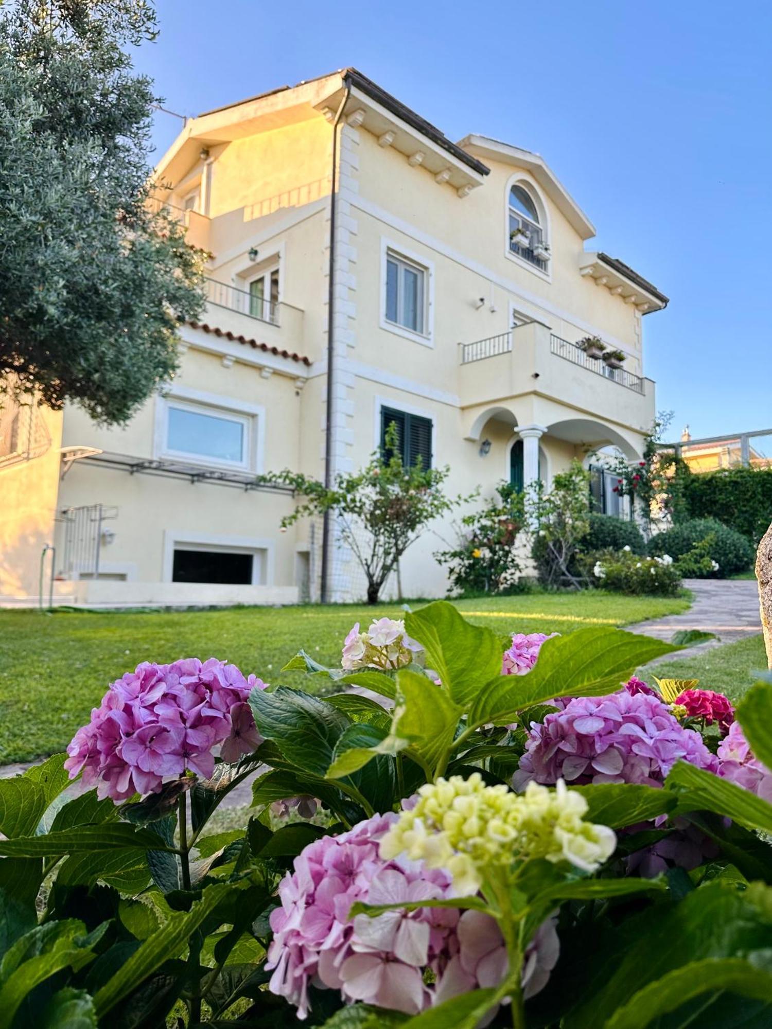 Villa Luce B&B Olbia Exteriér fotografie